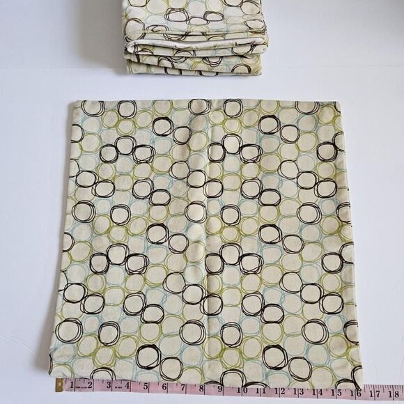 4 Pcs Siscovers Pair Nylon Beige Bright Patterned Decorative Pillow Covers 16×16 - Picture 4 of 10